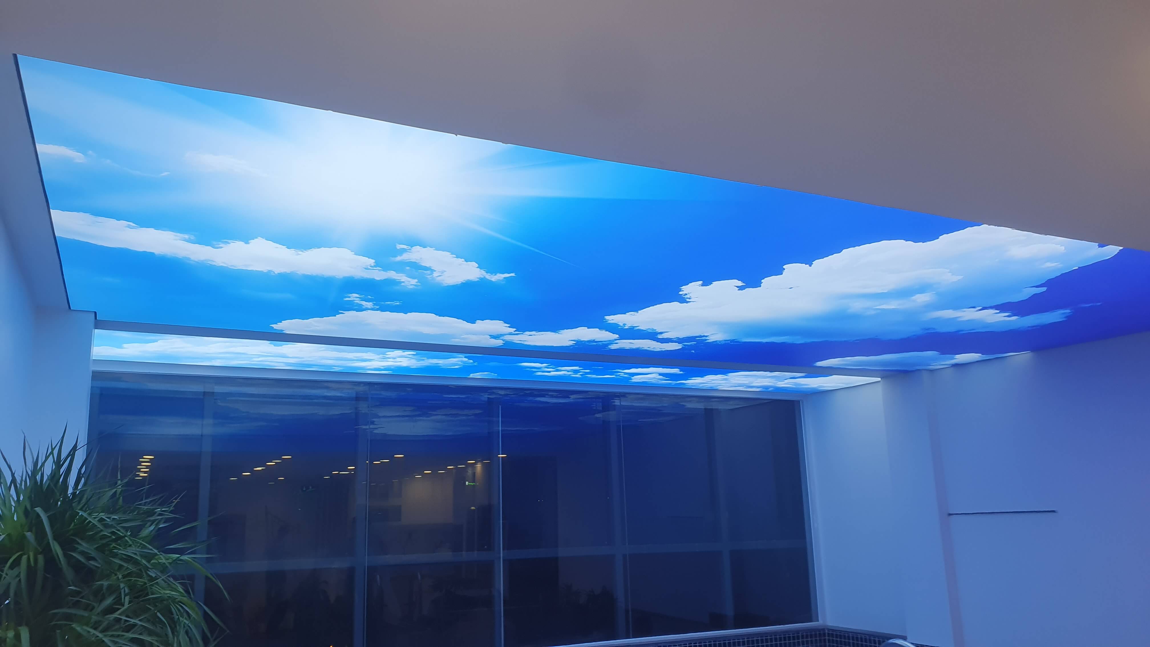 Đèn Trần Xuyên Sáng – Sự Kết Hợp Hoàn Hảo Giữa Thẩm Mỹ và Chức Năng