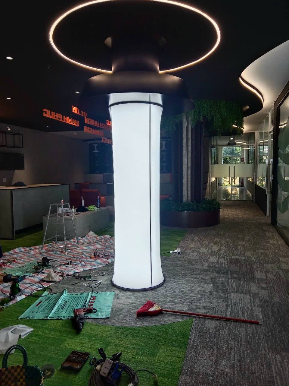 ảnh sản phẩm Đèn Trần Xuyên Sáng – Sự Kết Hợp Hoàn Hảo Giữa Thẩm Mỹ và Chức Năng